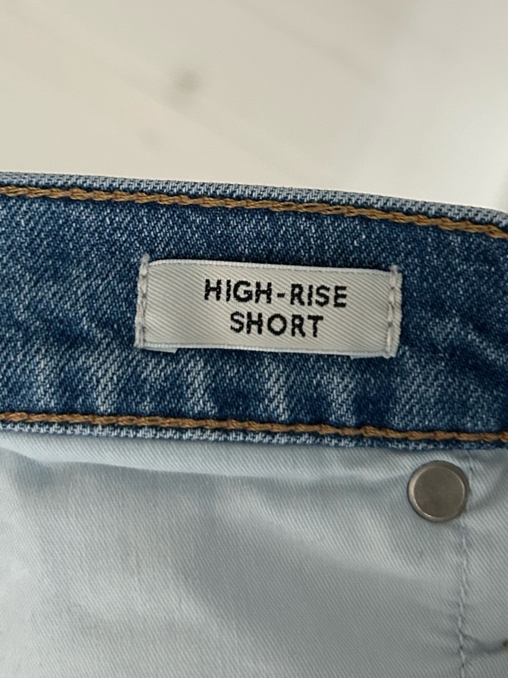 J. Crew High Rise Jean Short 31 - Picture 6 of 7